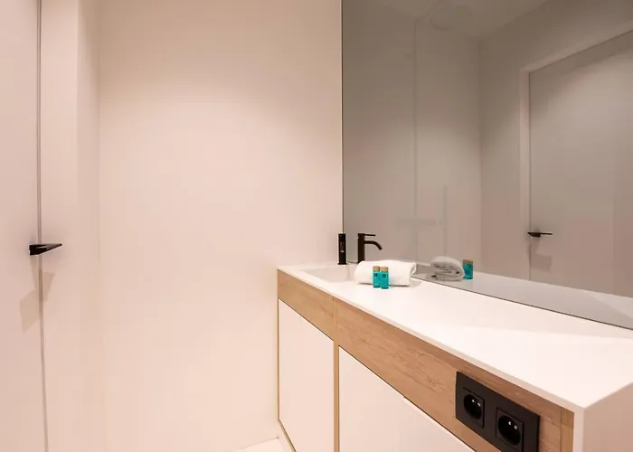 Apartment Dunvegan - Centre Luxurious For 5